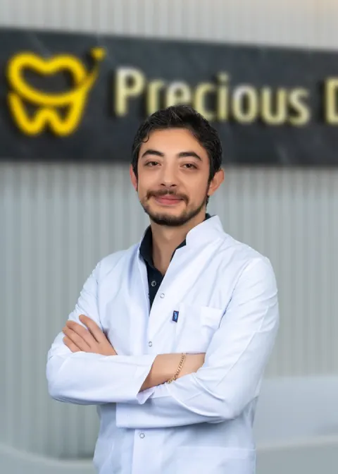 Dt. Hüseyin Bayram, Cosmetic and restorative dentistry at Precious Dental
